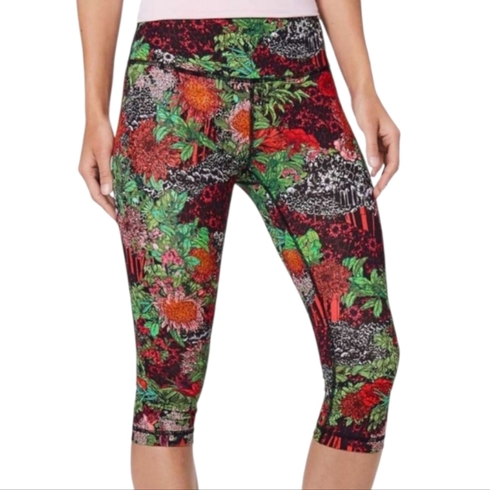 Lululemon Athletica wunder under high rise Floral Capri Leggings tights 2 euc